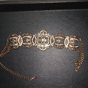 Gold and diamond choker necklace